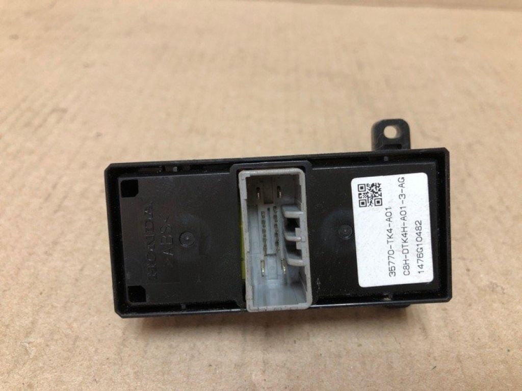 35770-TK4-A01 | Кнопка склопідіймача задн. лів. ACURA ILX 16-19 - Фото 3