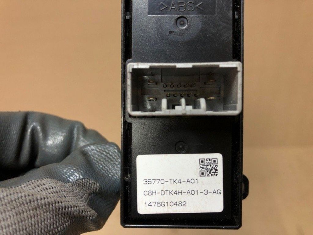 35770-TK4-A01 | Кнопка склопідіймача задн. лів. ACURA ILX 16-19 - Фото 4