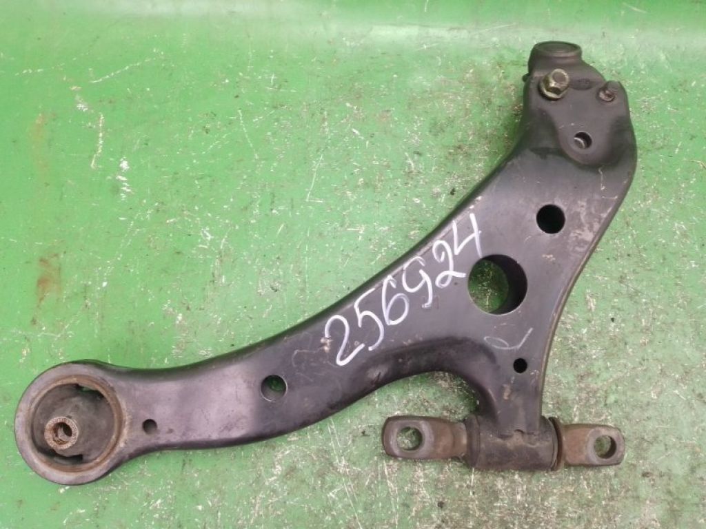 48069-06070 | Важіль передньої підвіски нижній лів. TOYOTA CAMRY 30 02-06 - Фото 3