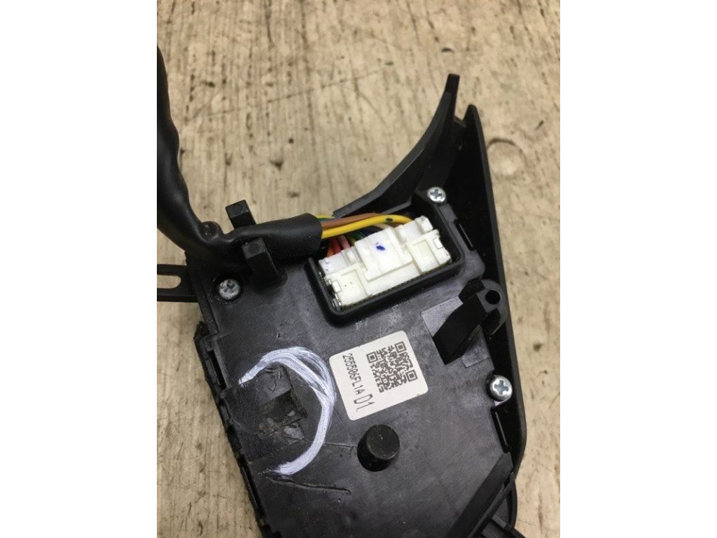 25550-6FL1A | Кнопки на руль NISSAN X-TRAIL/ROGUE T32 13-20 - Фото 5