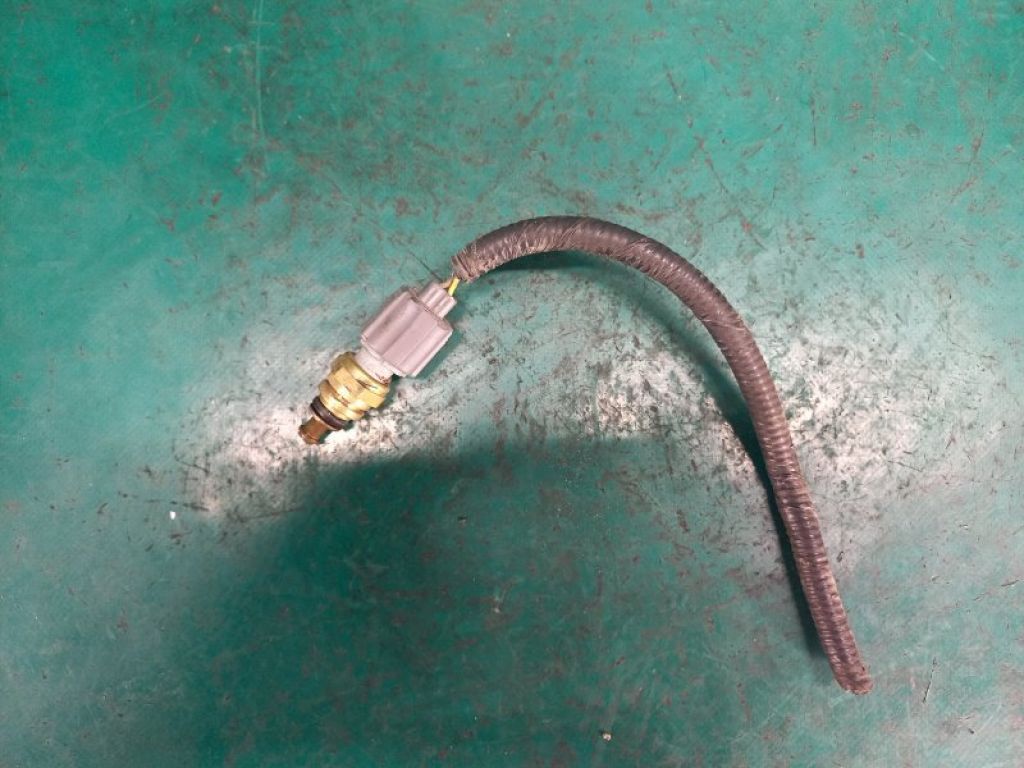 3L8Z-12A648-A | Датчик температуры охлаждающей жидкости FORD FUSION 14- - Фото 3