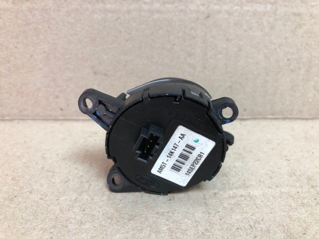 CV6Z-9C888-A | Кнопки руля лів. FORD FOCUS 10-18 - Фото 2