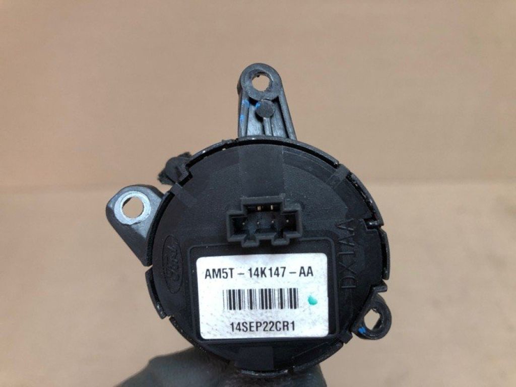 CV6Z-9C888-A | Кнопки руля лів. FORD FOCUS 10-18 - Фото 3