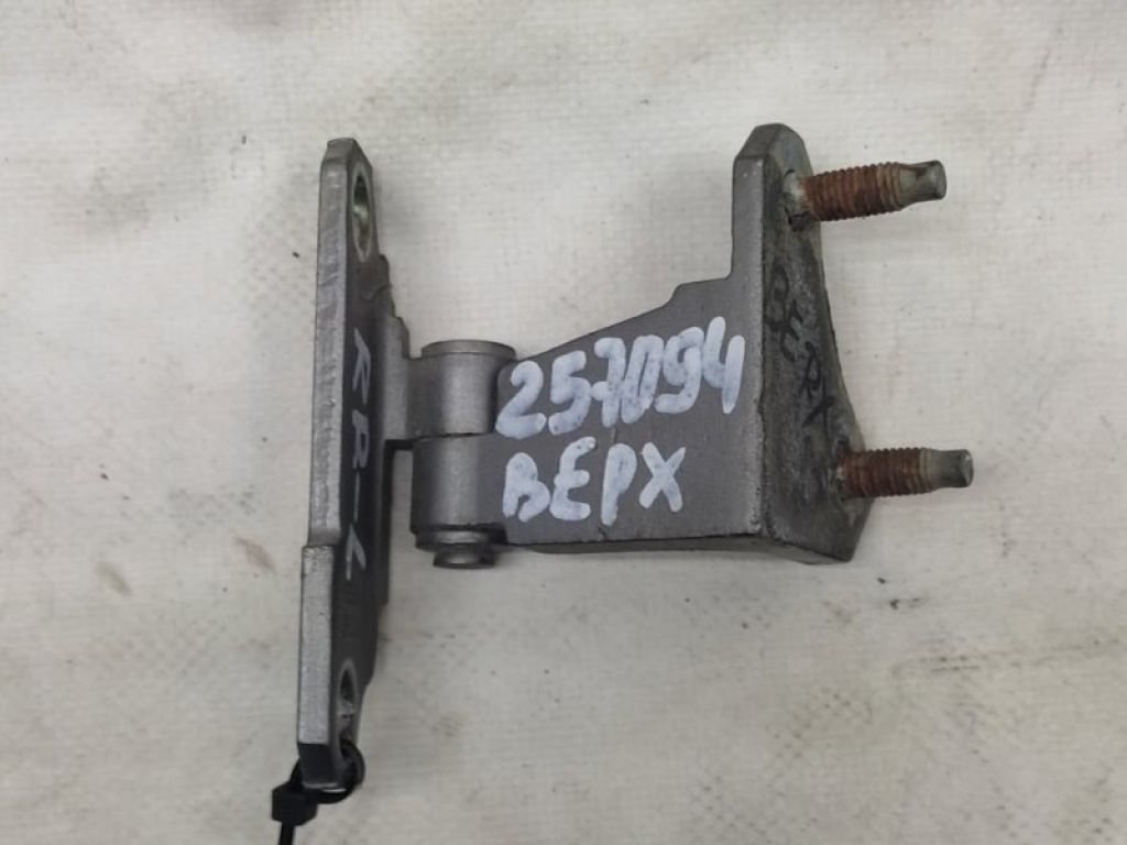 82401-JK000 | Петля двери верхняя задн. лев. INFINITI G25/G35/G37/Q40 06-14