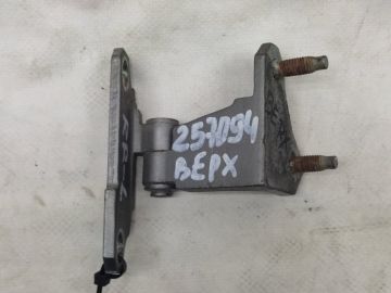 Петля двері верхня задн. лів. INFINITI G25/G35/G37/Q40 06-14