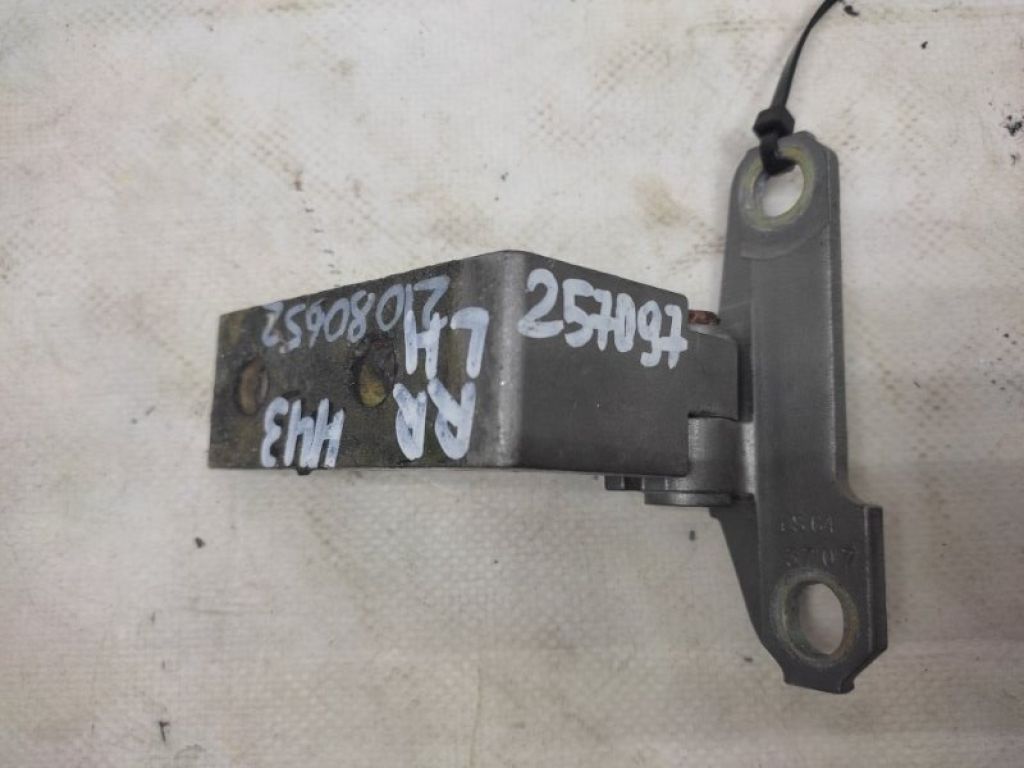 82421-JK000 | Петля двери нижняя задн. лев. INFINITI G25/G35/G37/Q40 06-14