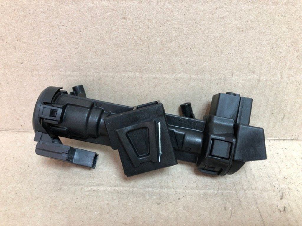 BV6Z-3511-B | Замок зажигания FORD FOCUS 10-18