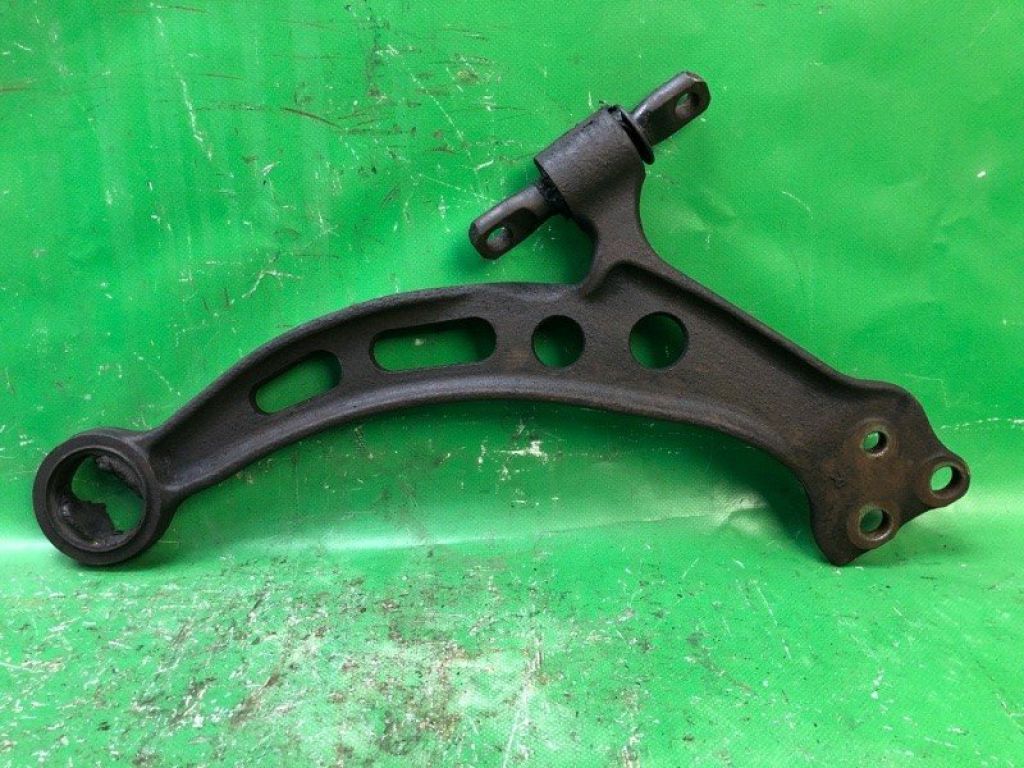 4806833030 | Важіль передньої підвіски нижній прав. LEXUS ES300 96-01 - Фото 2