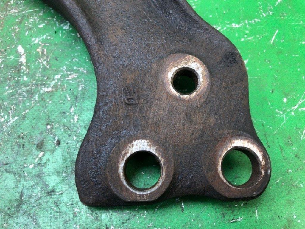 4806833030 | Важіль передньої підвіски нижній прав. LEXUS ES300 96-01 - Фото 3