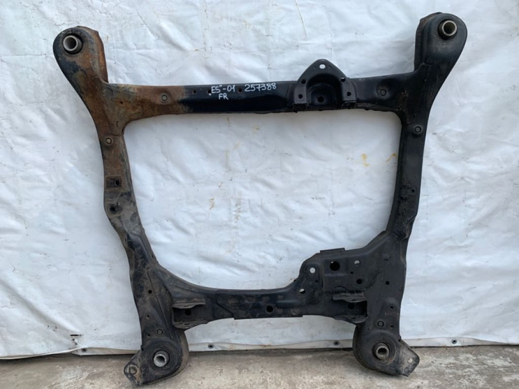 51100-33030 | Балка передней подвески LEXUS ES300 96-01