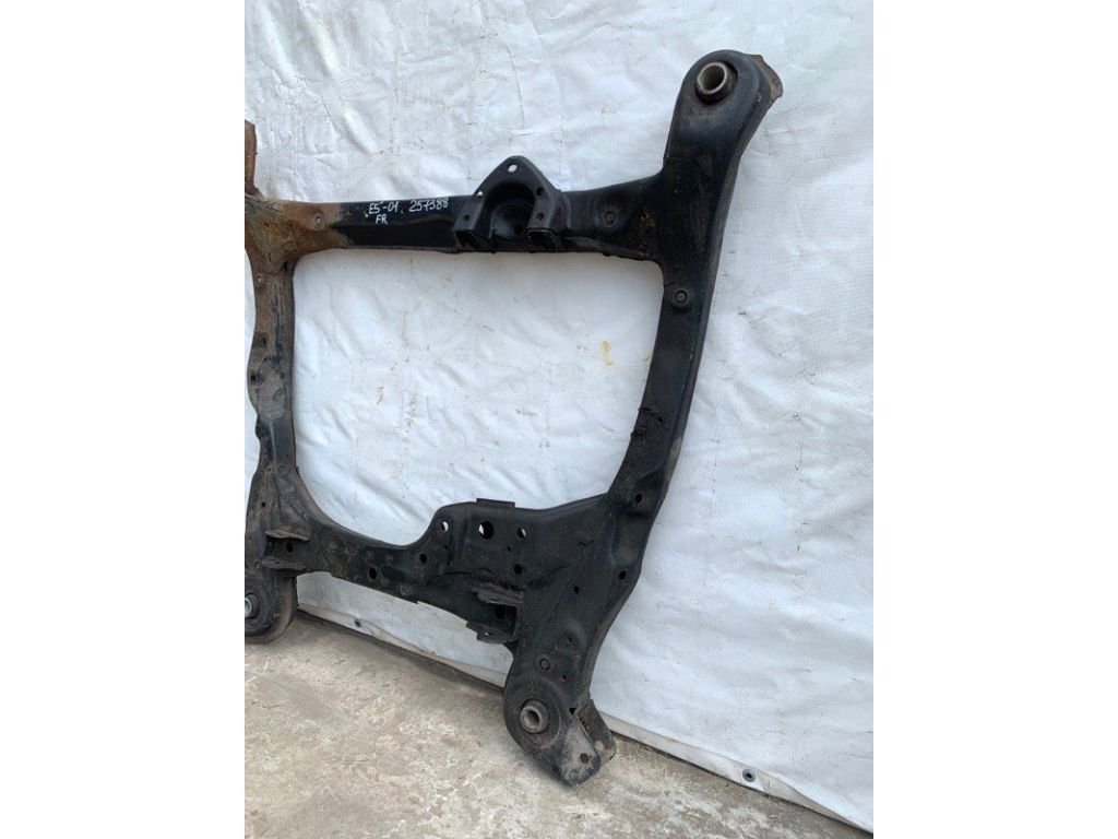 51100-33030 | Балка передней подвески LEXUS ES300 96-01 - Фото 3