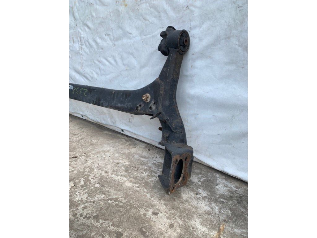 42101-02200 | Балка задньої підвіски TOYOTA MATRIX 08-14 - Фото 3