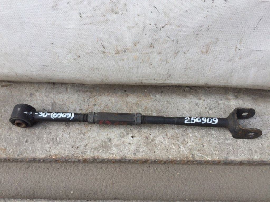 48740-AA030 | Рычаг задней подвески поперечный нижний TOYOTA CAMRY 30 02-06