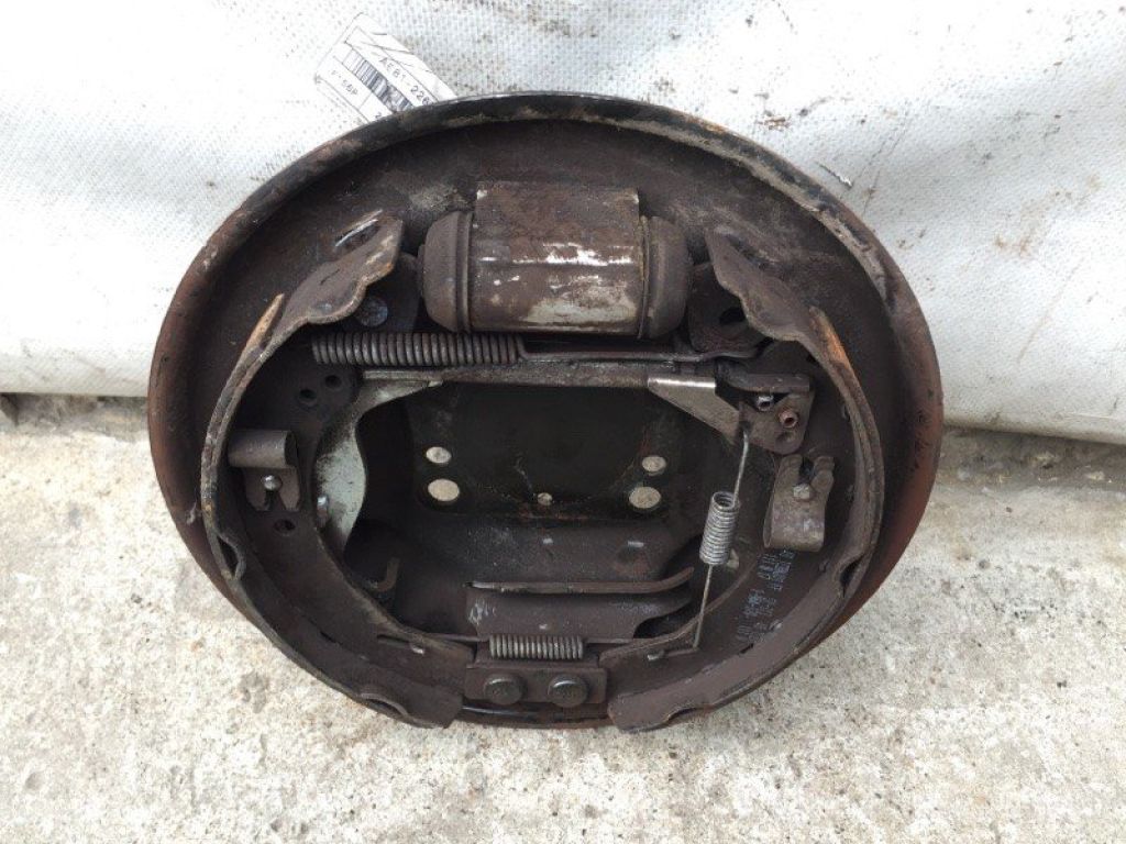 8V5Z-2211-B | Гальмівний механізм прав. FORD FIESTA 08-17 - Фото 2