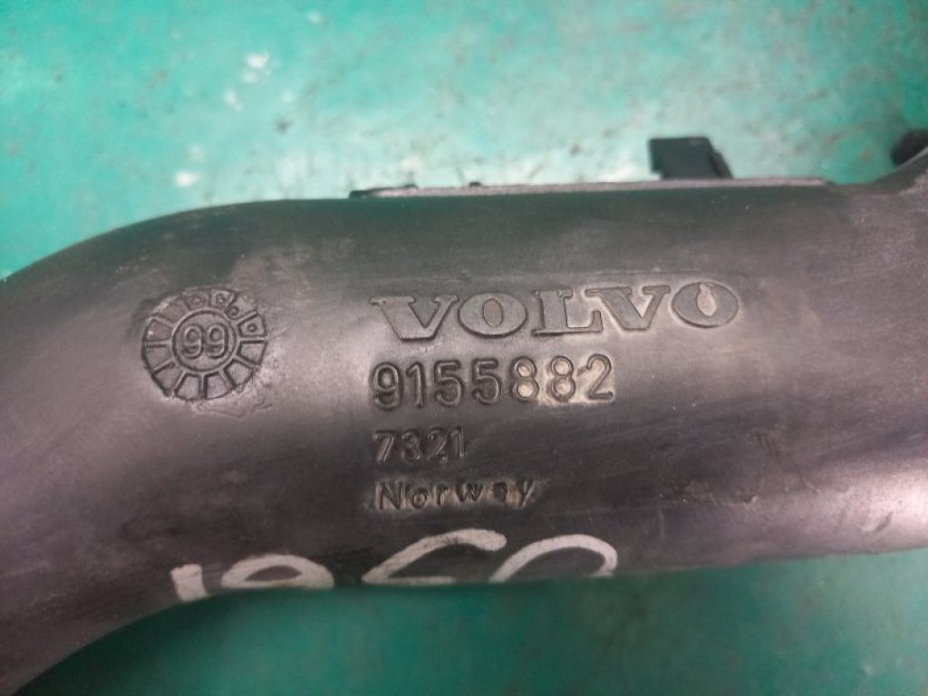 9496398 | Патрубок интеркулера VOLVO S70 97-00 - Фото 4