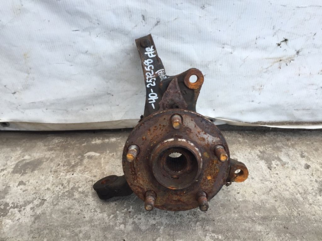 43211-AA010 | Кулак поворотный прав. TOYOTA CAMRY 40 06-11 - Фото 2