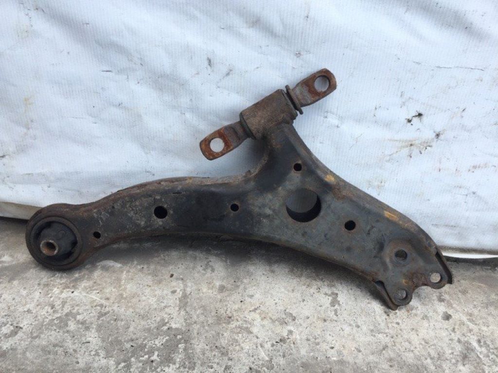 48069-06150 | Важіль передньої підвіски нижній лів. TOYOTA CAMRY 40 06-11 - Фото 3