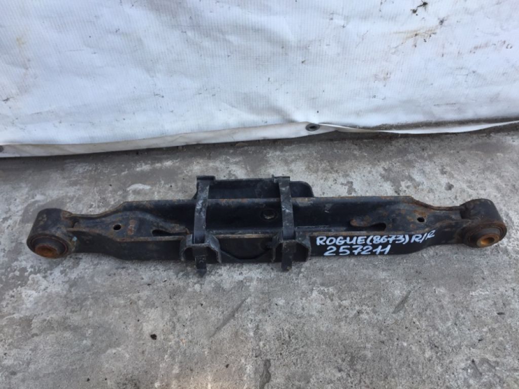 55110-4BA0A | Рычаг задней подвески поперечный нижний прав. NISSAN X-TRAIL/ROGUE T32 13-20