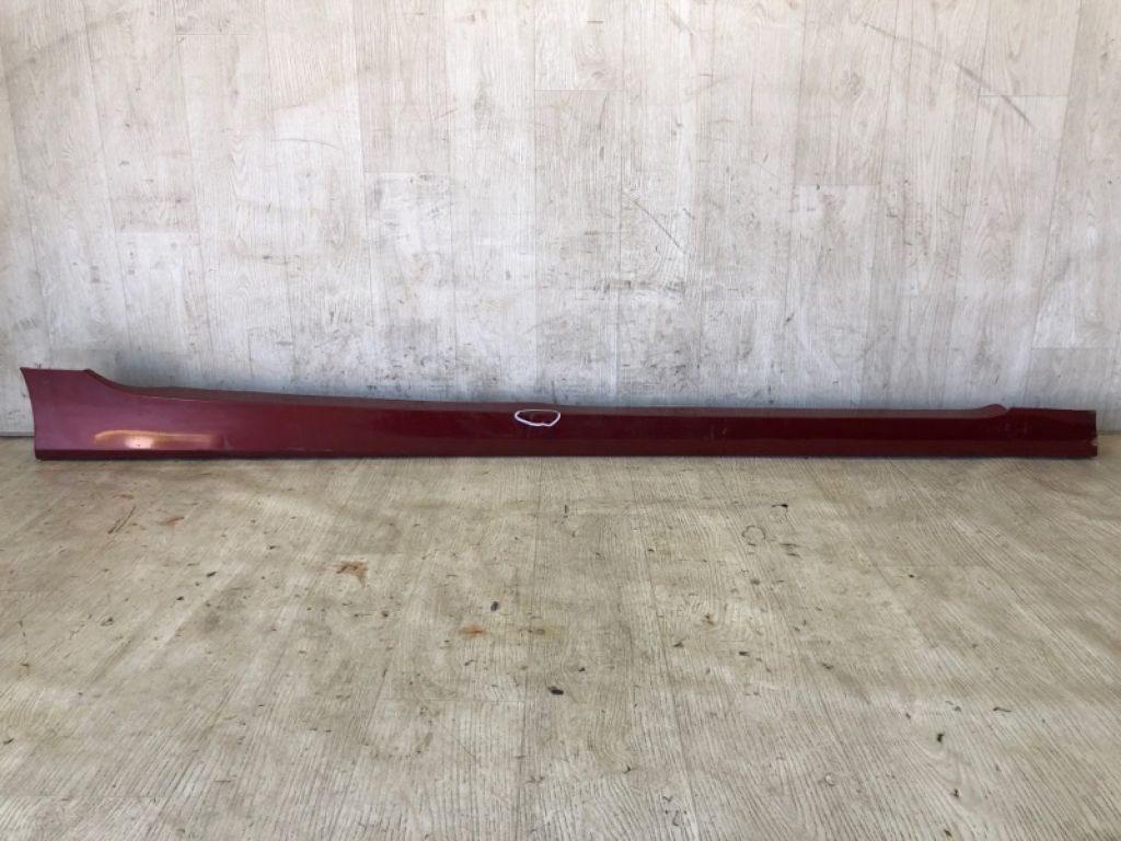 87752-4R000 | Накладка порога наружная прав. HYUNDAI SONATA YF 10-14