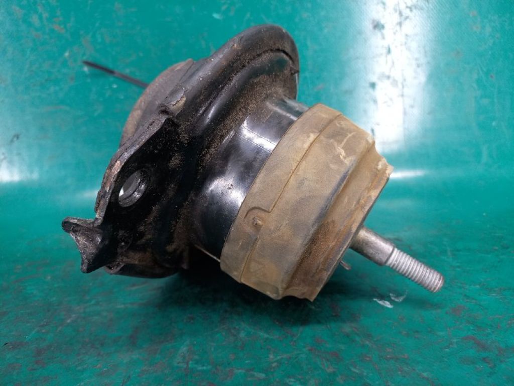 68110951AB | Подушка двигуна лів. JEEP GRAND CHEROKEE 11-22
