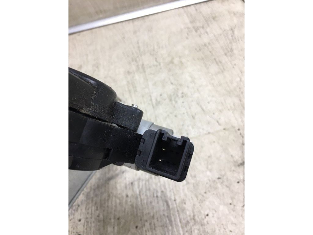 TD11-73-590A | Стеклоподъемник задн. лев. MAZDA CX-9 06-16 - Фото 4