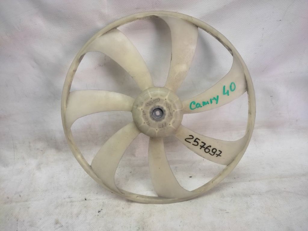 16361-28270 | Крыльчатка вентилятора основного радиатора TOYOTA CAMRY 40 06-11