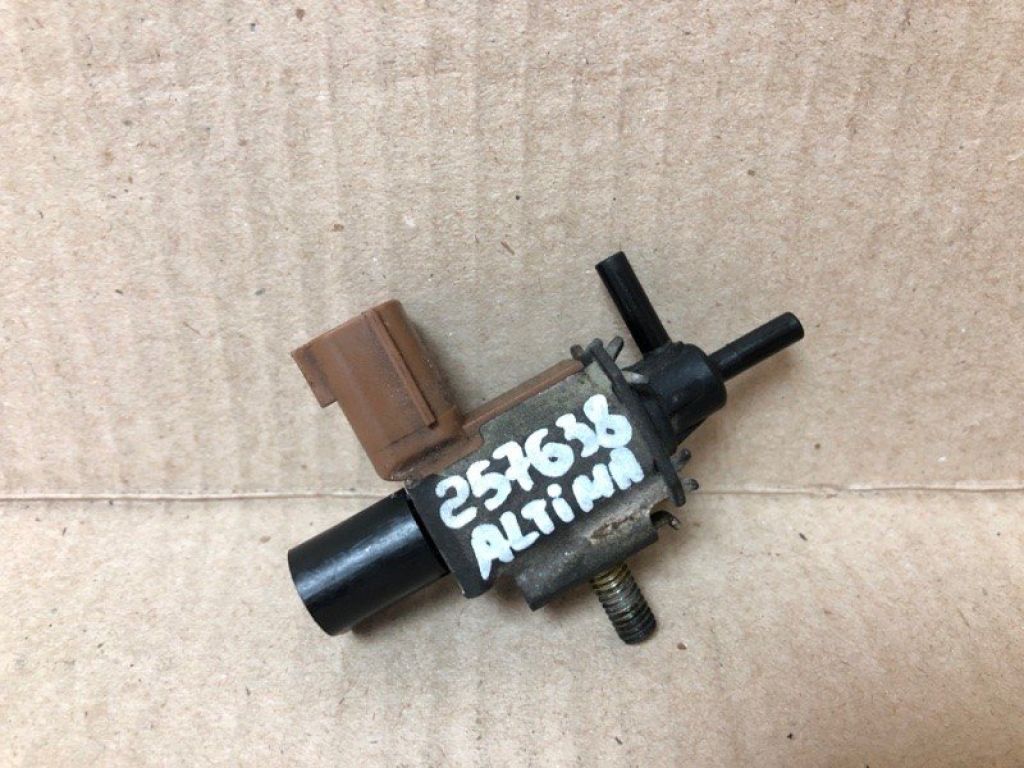 14956-40U10 | Клапан электромагнитный (вакуумный) NISSAN ALTIMA L31 01-06