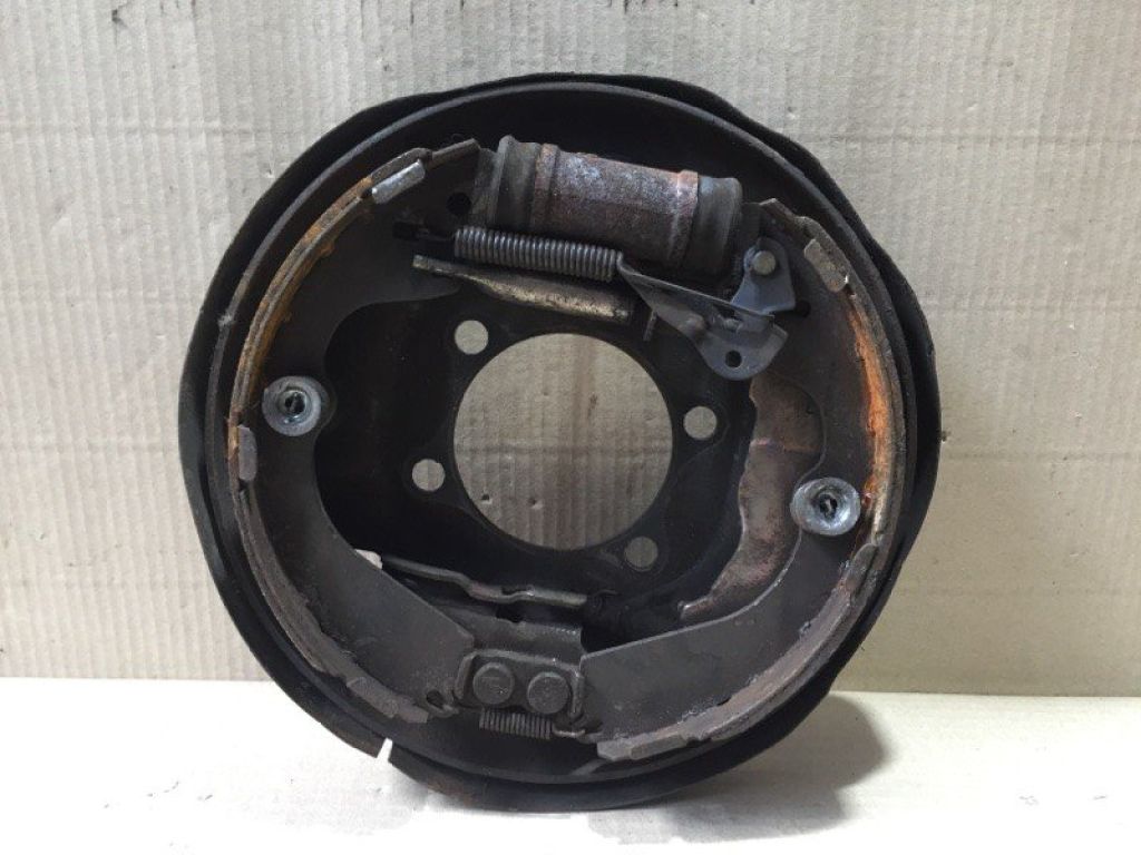 44010-3LM0B | Тормозной механизм задн. лев. NISSAN NV200 USA 13-