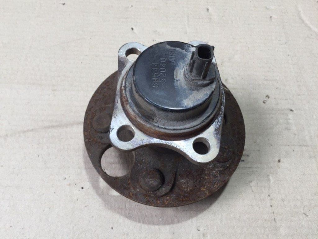 42450-12090 | Маточина колеса задн. SCION XB 07-15