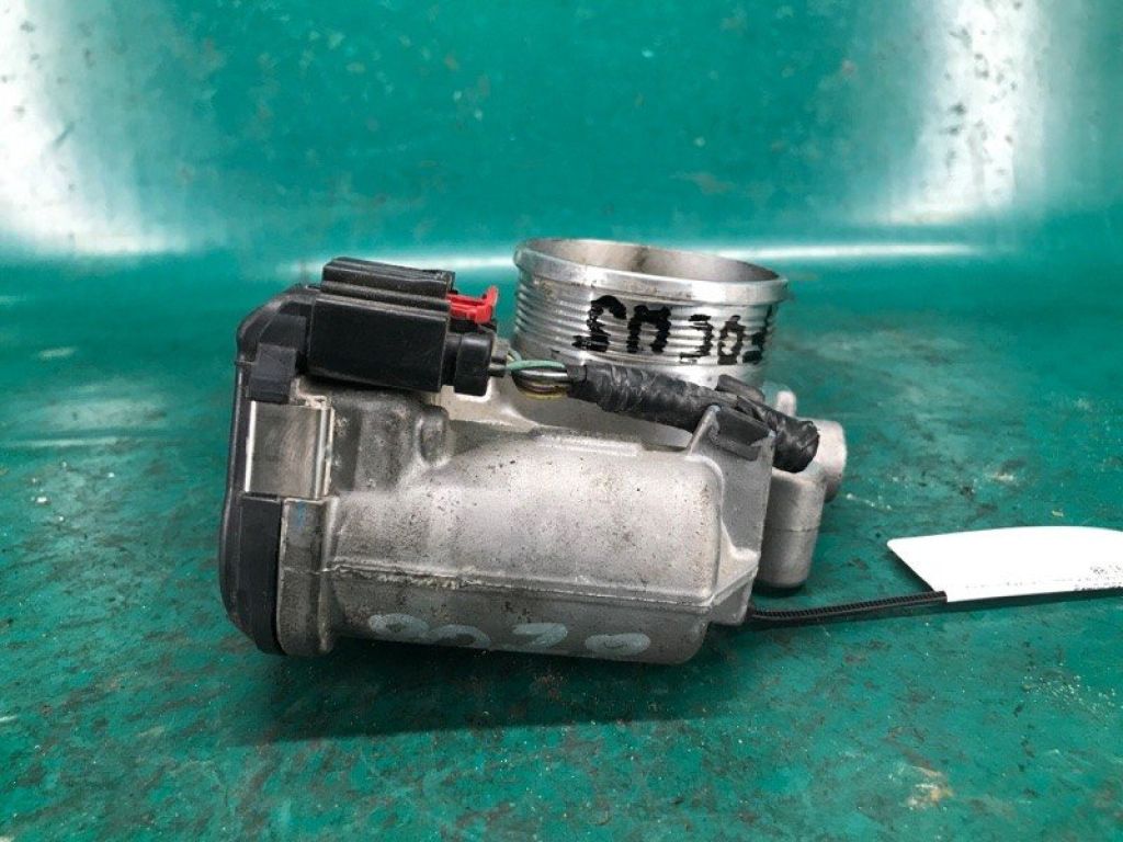 DS7Z-9E926-C | Дросельна заслінка FORD FOCUS 10-18 - Фото 4