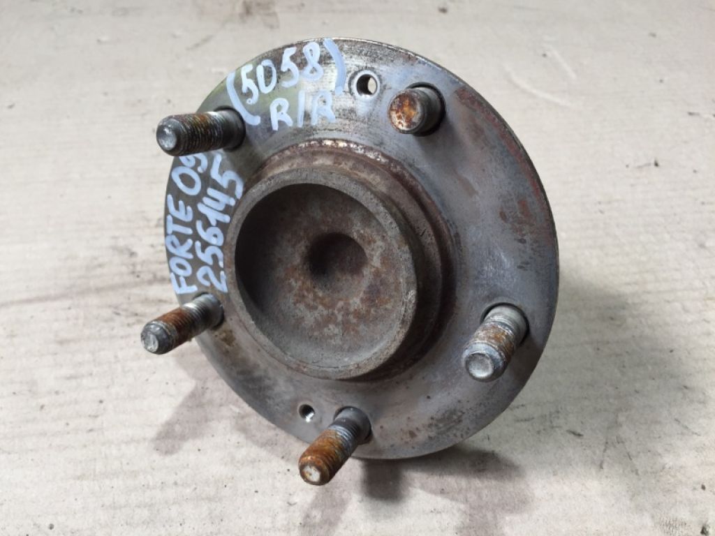 52730-1M000 | Ступица задн. KIA FORTE/CERATO TD 08-13