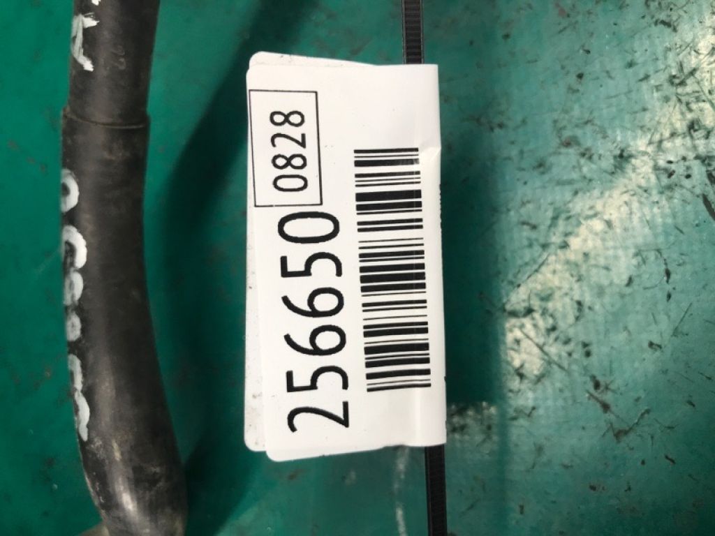 06K 121 075 P | Патрубок системы охлаждения AUDI A3 (8V) 12–17 - Фото 2