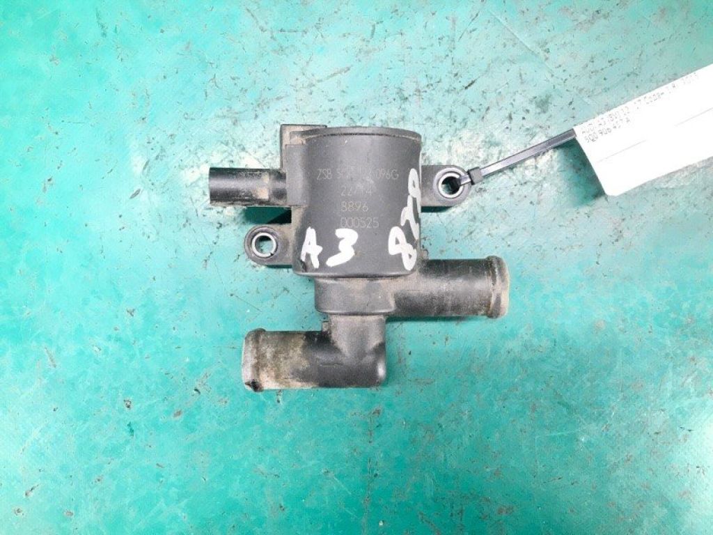5Q0 122 093 A | Клапан системи охолодження AUDI A3 (8V) 12–17