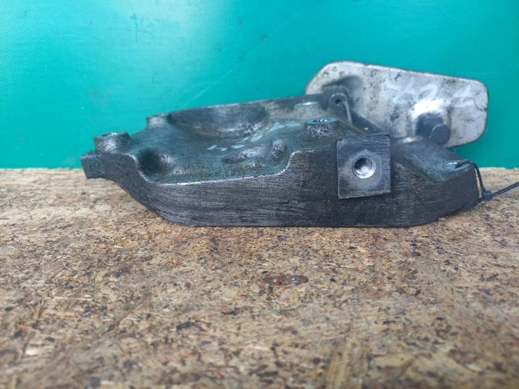 38930-PLC-000 | Кронштейн компресора кондиціонера HONDA CIVIC ES 00-05 - Фото 6