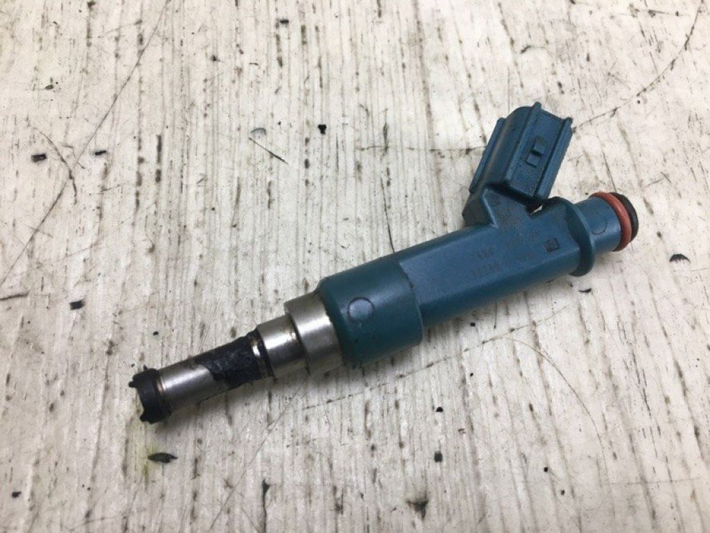 23209-39196 | Форсунка топливная TOYOTA PRIUS - 30 09-17 - Фото 2