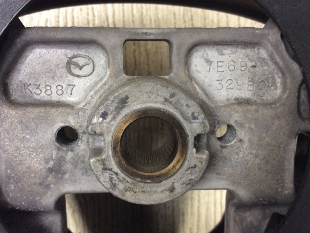 TE69-32-982A | Кермо MAZDA CX-9 06-16 - Фото 4