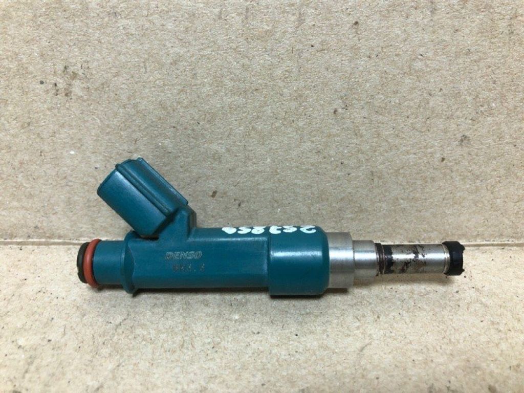 23209-39196 | Форсунка паливна TOYOTA PRIUS - 30 09-17 - Фото 3