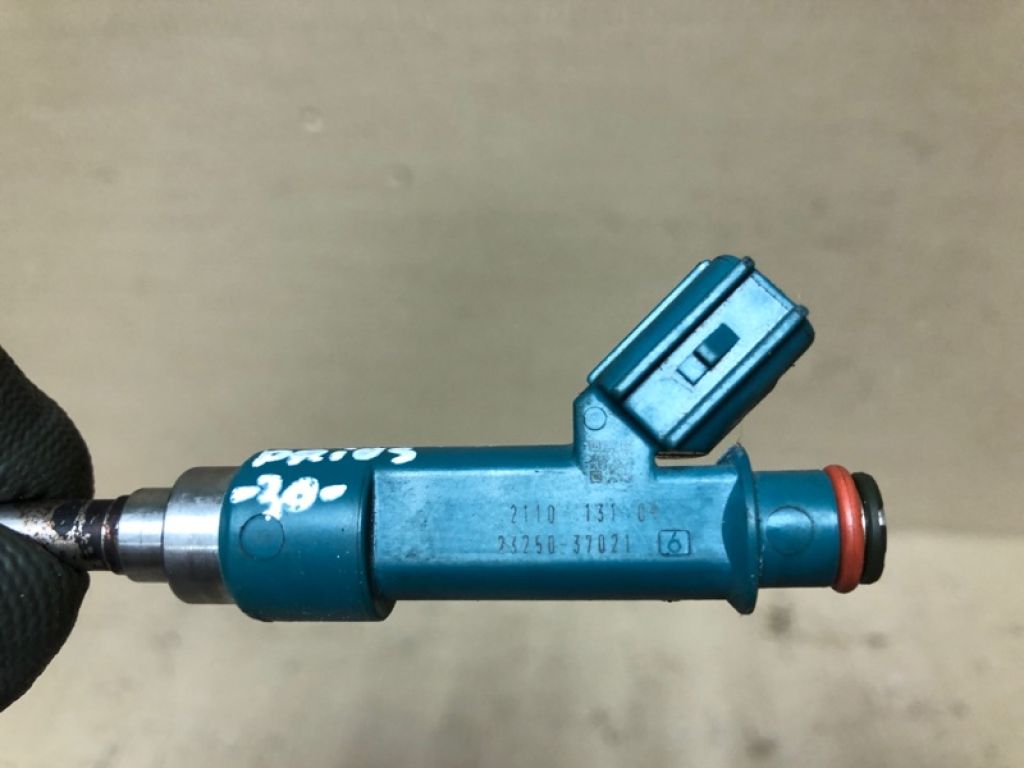 23209-39196 | Форсунка паливна TOYOTA PRIUS - 30 09-17 - Фото 5