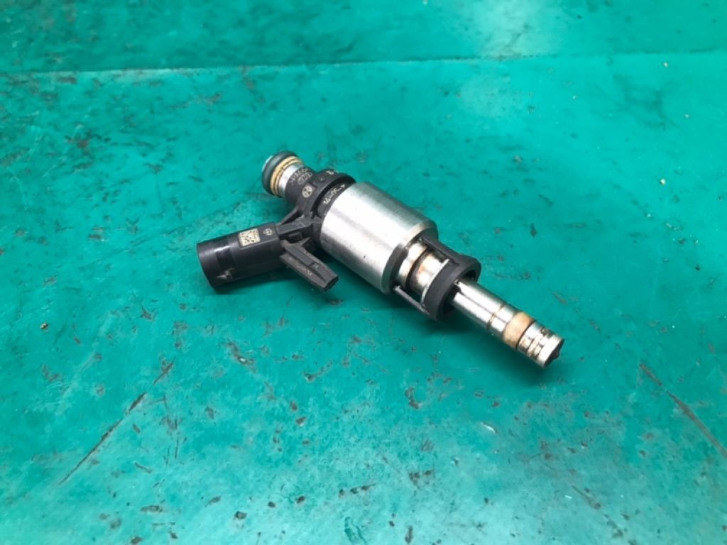 06L 906 036 J | Форсунка топливная AUDI A3 (8V) 12–17