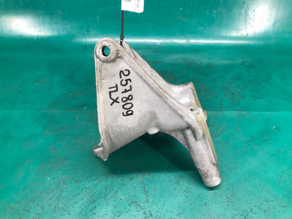 50610-TZ4-A01 | Кронштейн опори двигуна задн. ACURA TLX 14-17