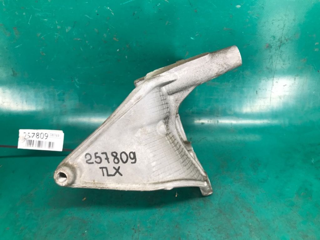50610-TZ4-A01 | Кронштейн опори двигуна задн. ACURA TLX 14-17 - Фото 2