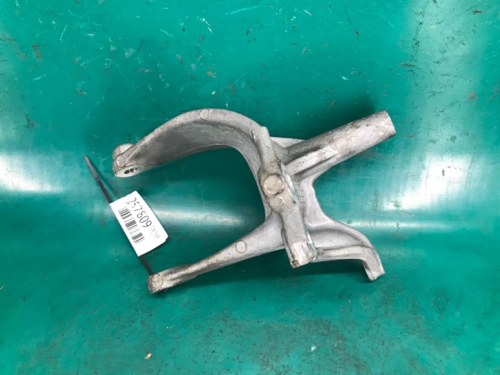 50610-TZ4-A01 | Кронштейн опори двигуна задн. ACURA TLX 14-17 - Фото 5