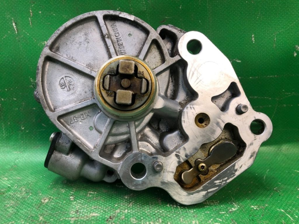 12704586 | Вакуумный насос CHEVROLET CRUZE 15-