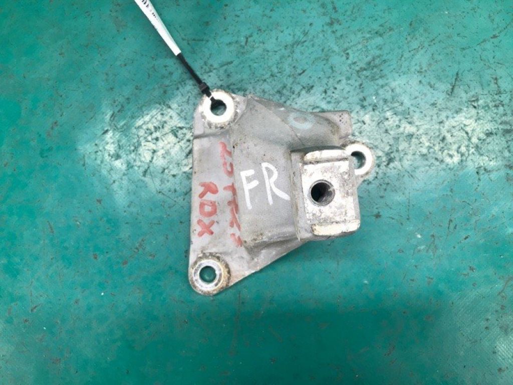 50630-TA1-A00 | Кронштейн двигателя передн. ACURA RDX 12-19