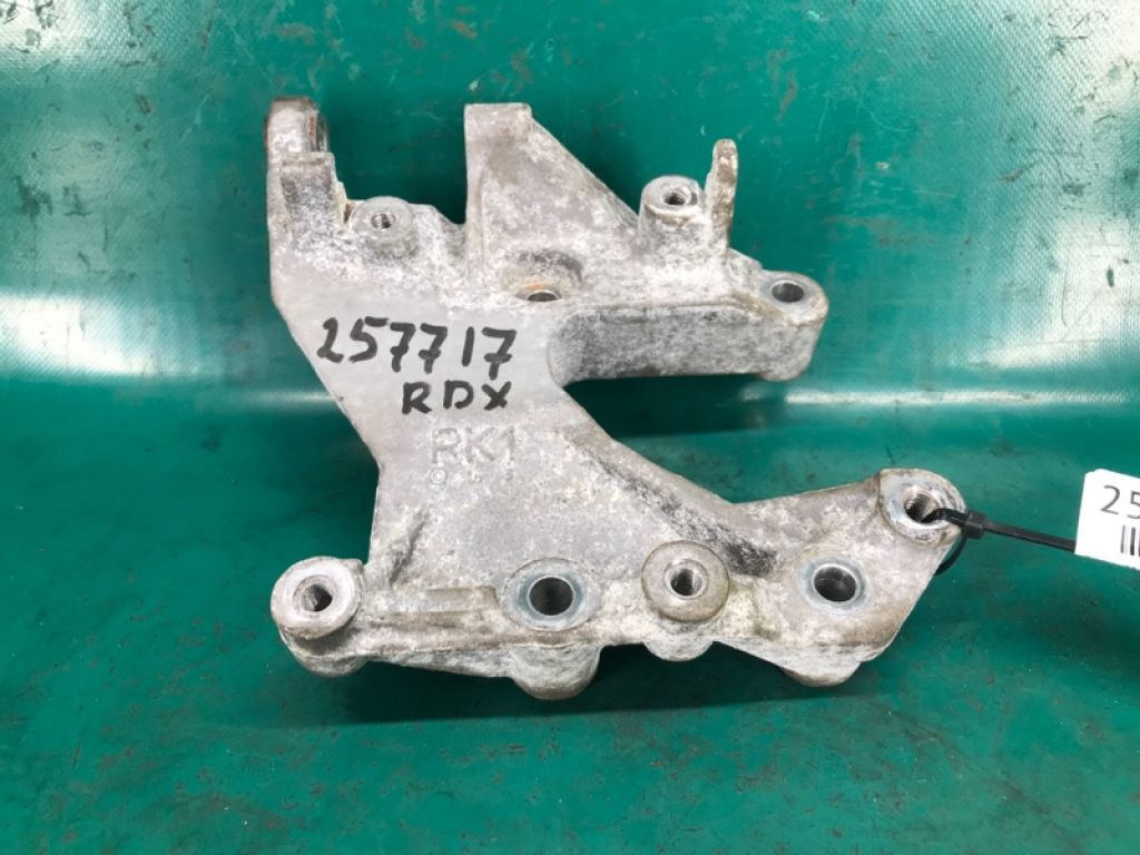 38930-RK1-A00 | Кронштейн компрессора кондиционера ACURA RDX 12-19 - Фото 3