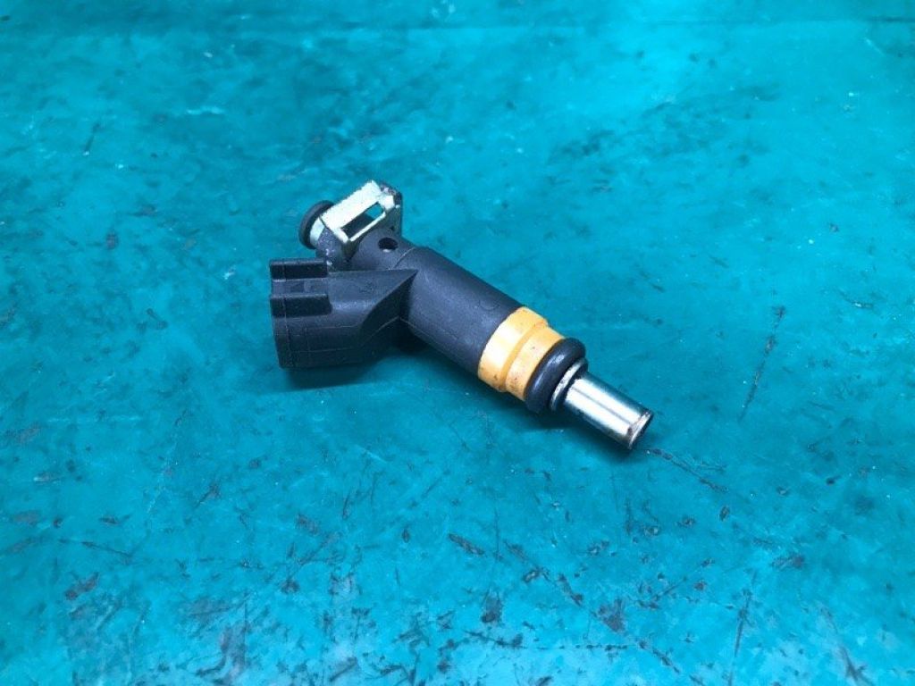 RL037479AB | Форсунка паливна JEEP GRAND CHEROKEE 11-22