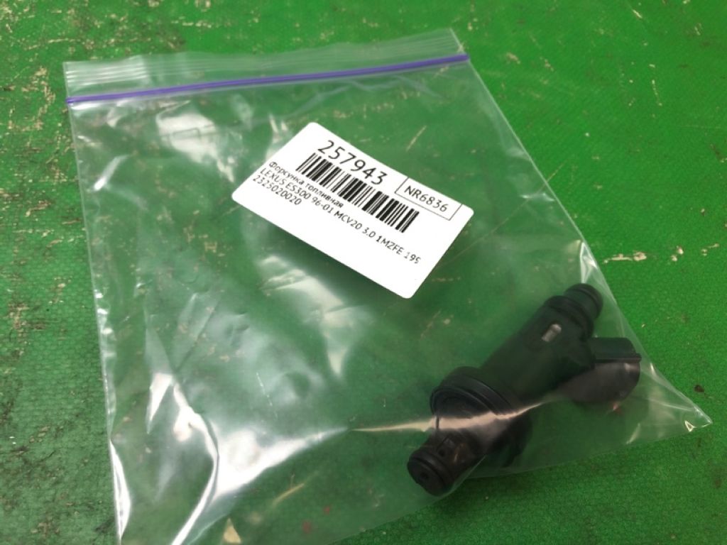 23209-20020 | Форсунка паливна LEXUS ES300 96-01 - Фото 2