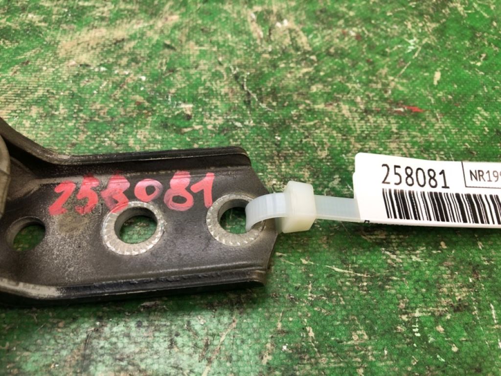 MR271687 | Петля двери верхняя передн. лев. MITSUBISHI GALANT 03-12 - Фото 2