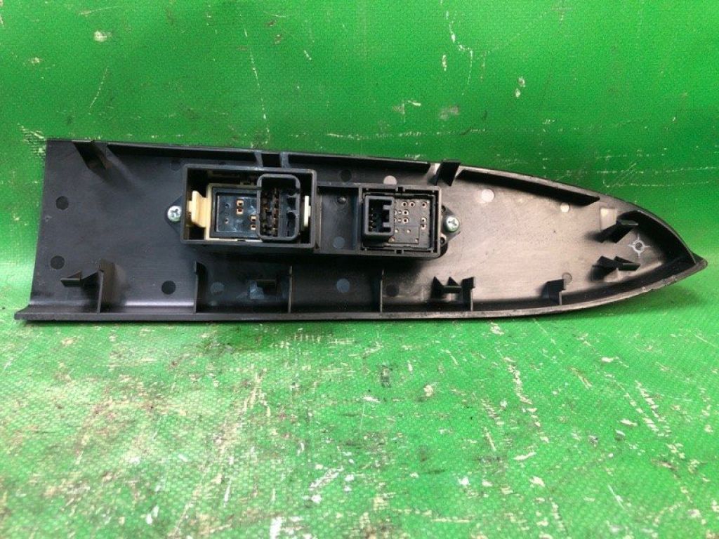 MR587946 | Кнопка склопідіймача MITSUBISHI GALANT 03-12 - Фото 3