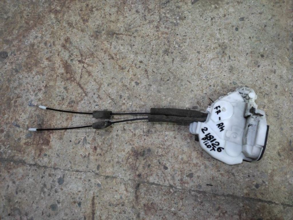 72110-SZA-A02 | Замок двери передн. прав. HONDA PILOT 08-15